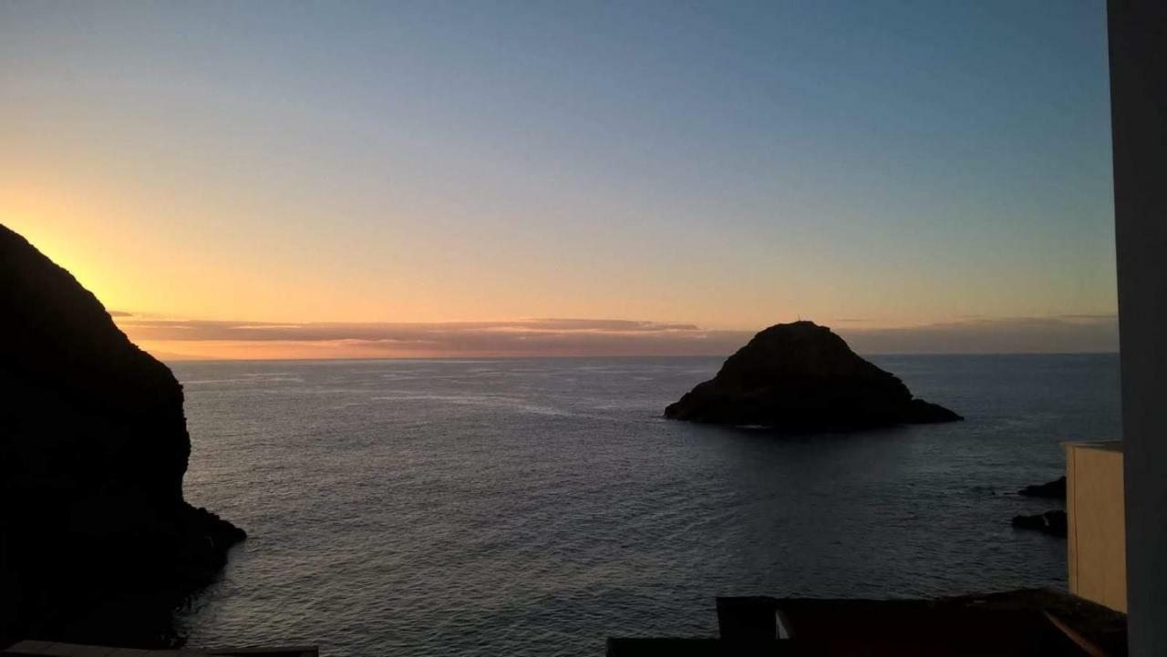 Caleta Los Roques Fasnia 外观 照片