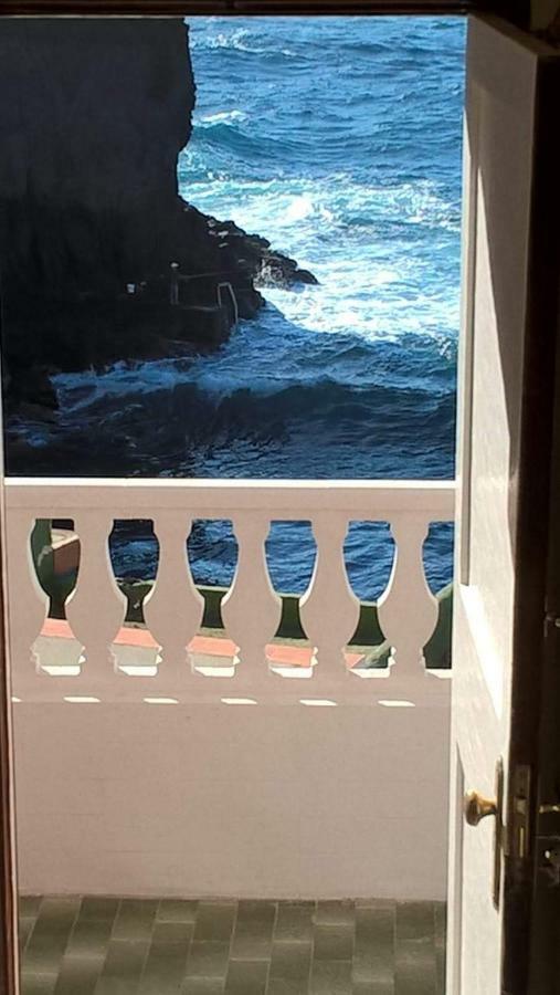 Caleta Los Roques Fasnia 外观 照片